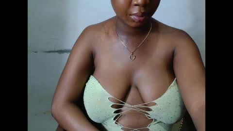 kinkyjuicexx online show from 04/28/26, 10:04