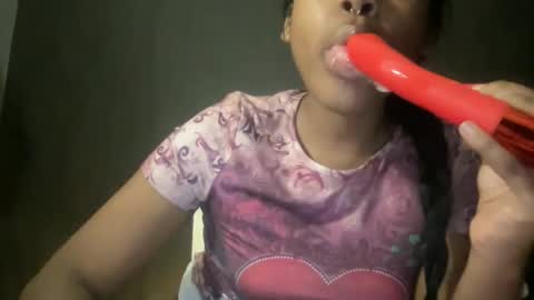 Snapshot of kinkykittee chatting on 01/11/25, 07:17 Bunniii online show from 01/11/25, 07:17