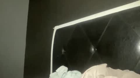 Snapshot of kinkykittee chatting on 02/10/25, 06:53 Bunniii online show from 02/10/25, 06:53