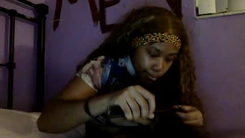 Snapshot of kinkykittee chatting on 02/02/26, 05:06 Bunniii online show from 02/02/26, 05:06