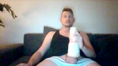 Snapshot of kinkylionboy chatting on 02/08/26, 08:01 kinkylionboy online show from 02/08/26, 08:01