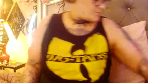 Snapshot of kinkypinkyplay2 chatting on 01/17/26, 11:04 Kinky Pinky online show from 01/17/26, 11:04