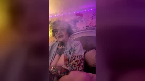 Snapshot of kinkypinkyplay2 chatting on 02/13/26, 09:44 Kinky Pinky online show from 02/13/26, 09:44