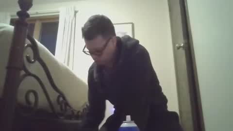 Snapshot of kinkystrides chatting on 03/24/26, 12:48 kinkystrides online show from 03/24/26, 12:48