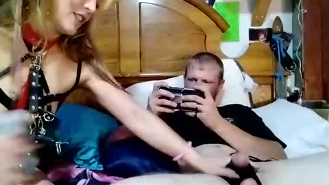 kinkyteam6969 online show from 10/31/25, 09:32