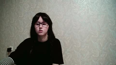 Snapshot of kinkyxgrey chatting on 10/22/25, 12:16 KinkyxGrey online show from 10/22/25, 12:16