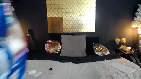 kinkyy_mom online show from 10/31/25, 04:30