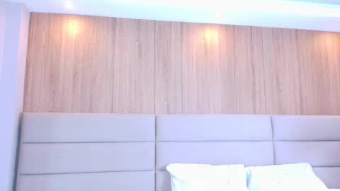 KiO online show from 11/05/25, 02:55