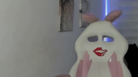 Snapshot of kir_ely chatting on 06/25/26, 06:56 kir_ely online show from 06/25/26, 06:56