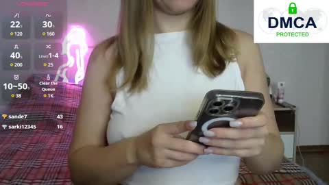 Kira online show from 02/20/25, 12:36