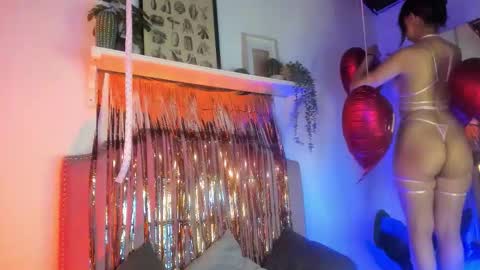 Snapshot of kira_exe chatting on 02/13/26, 12:12 kira_exe online show from 02/13/26, 12:12