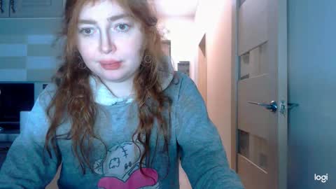 Snapshot of kira_foxy_ chatting on 01/15/26, 08:30 Kira online show from 01/15/26, 08:30