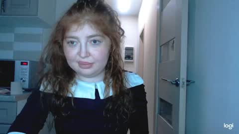 Snapshot of kira_foxy_ chatting on 03/18/26, 01:47 Kira online show from 03/18/26, 01:47