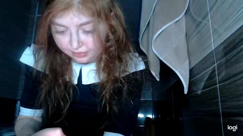 Snapshot of kira_foxy_ chatting on 03/20/26, 10:42 Kira online show from 03/20/26, 10:42