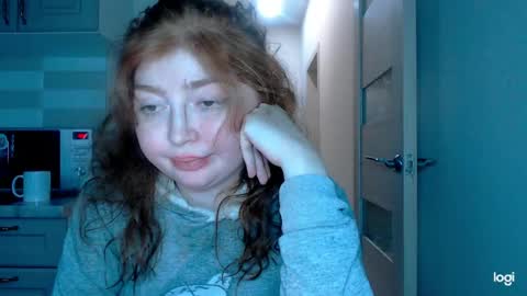 Snapshot of kira_foxy_ chatting on 04/20/26, 11:13 Kira online show from 04/20/26, 11:13