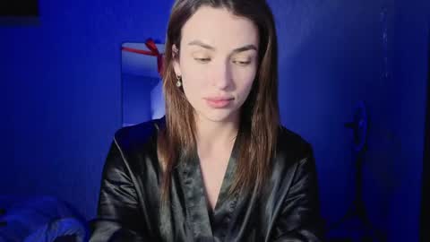 Snapshot of kira_love1 chatting on 05/13/26, 06:05 Kira love1 online show from 05/13/26, 06:05
