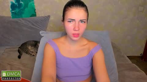 Kira  online show from 11/02/25, 06:54