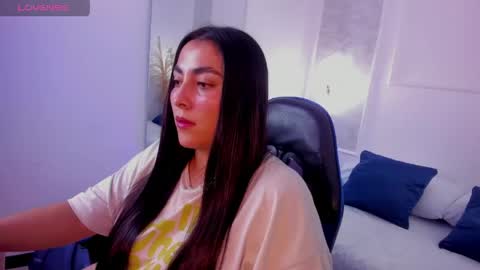 K I R A  online show from 05/27/26, 12:57