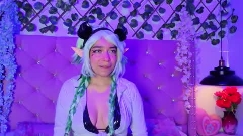 Kira online show from 05/05/26, 08:17