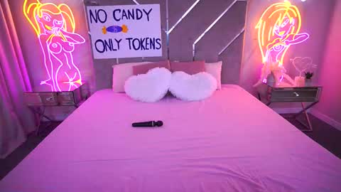 Kira online show from 10/30/25, 08:53