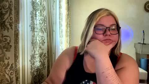 Snapshot of kiracobb chatting on 12/14/24, 10:24 Just Kira online show from 12/14/24, 10:24