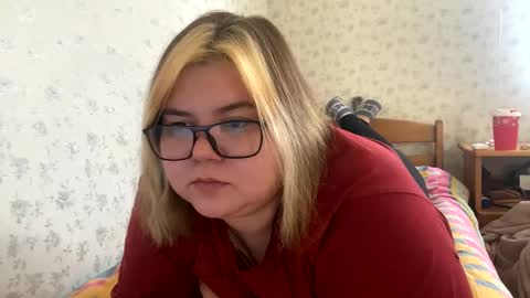 Snapshot of kiracobb chatting on 01/02/25, 07:55 Just Kira online show from 01/02/25, 07:55