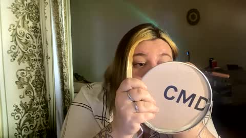 Snapshot of kiracobb chatting on 01/16/25, 08:33 Just Kira online show from 01/16/25, 08:33