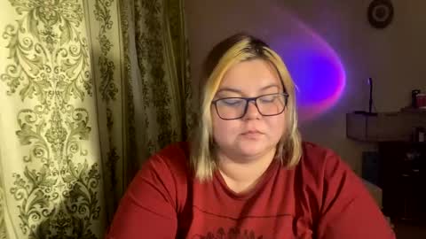 Snapshot of kiracobb chatting on 01/22/25, 03:29 Just Kira online show from 01/22/25, 03:29