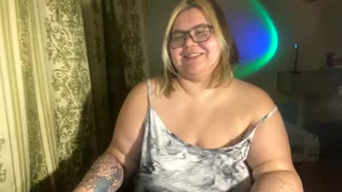 Snapshot of kiracobb chatting on 03/01/25, 11:47 Just Kira online show from 03/01/25, 11:47