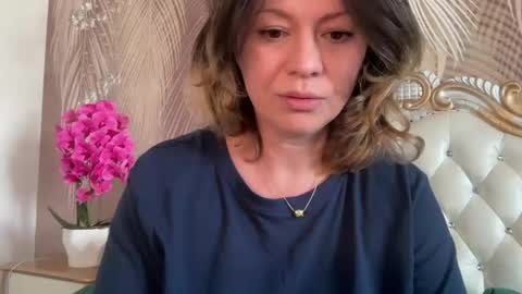 KiraDivine online show from 05/07/26, 12:54