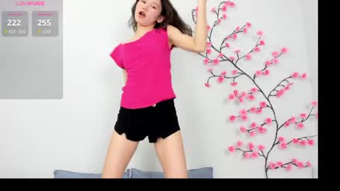 Snapshot of kiraeko chatting on 06/16/26, 10:23 kiraeko online show from 06/16/26, 10:23