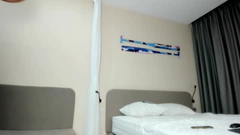 Snapshot of kiraempire chatting on 01/31/26, 11:36 love you online show from 01/31/26, 11:36