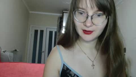 KiraGoldens online show from 11/10/25, 06:23