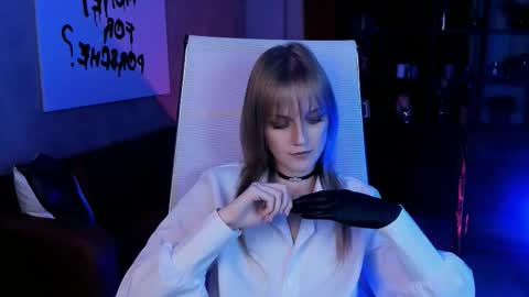 Kira online show from 09/23/25, 05:38