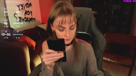 Kira online show from 10/23/25, 08:40