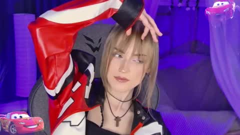 Kira online show from 05/16/26, 12:29