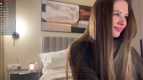 Kira online show from 12/26/24, 05:40