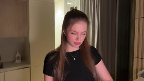 Kira online show from 09/24/25, 04:32