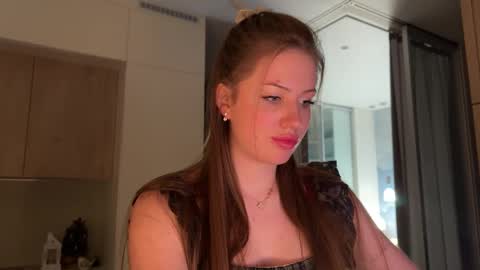 Snapshot of kiramystery chatting on 01/11/26, 03:17 Kira online show from 01/11/26, 03:17