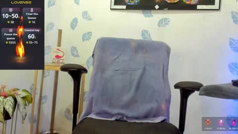 kiran_01 online show from 10/22/25, 05:56