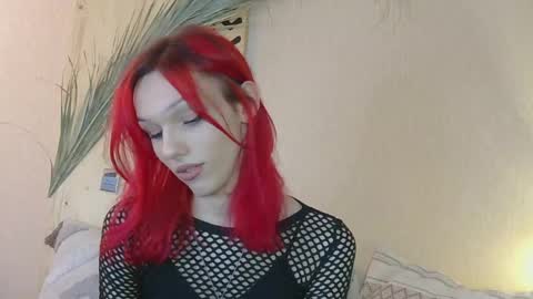 Kira online show from 04/21/26, 01:17