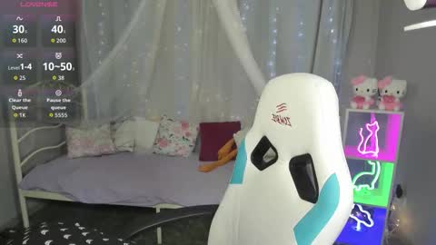 KiraParker online show from 03/25/26, 02:56