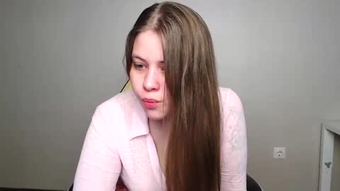 kiraparkers online show from 12/21/25, 06:42