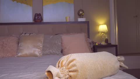 kirasunny online show from 06/19/26, 01:26