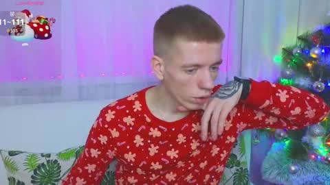 Snapshot of kireev_ chatting on 12/25/24, 06:41 online show from 12/25/24, 06:41