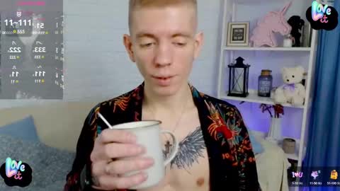 Snapshot of kireev_ chatting on 01/17/25, 07:30 online show from 01/17/25, 07:30