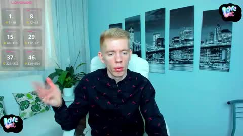 Snapshot of kireev_ chatting on 02/21/25, 09:24 online show from 02/21/25, 09:24