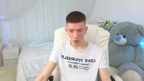 Snapshot of kireev_ chatting on 03/11/25, 07:04 online show from 03/11/25, 07:04