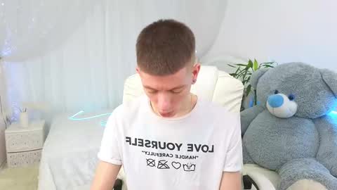 Snapshot of kireev_ chatting on 03/11/25, 10:07 online show from 03/11/25, 10:07