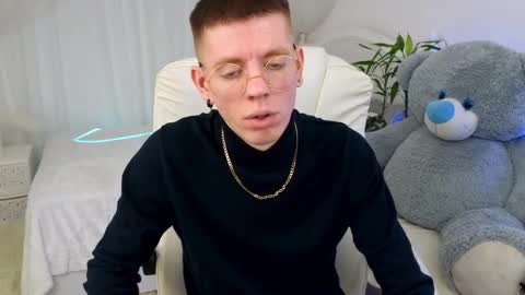 Snapshot of kireev_ chatting on 03/12/25, 09:23 online show from 03/12/25, 09:23